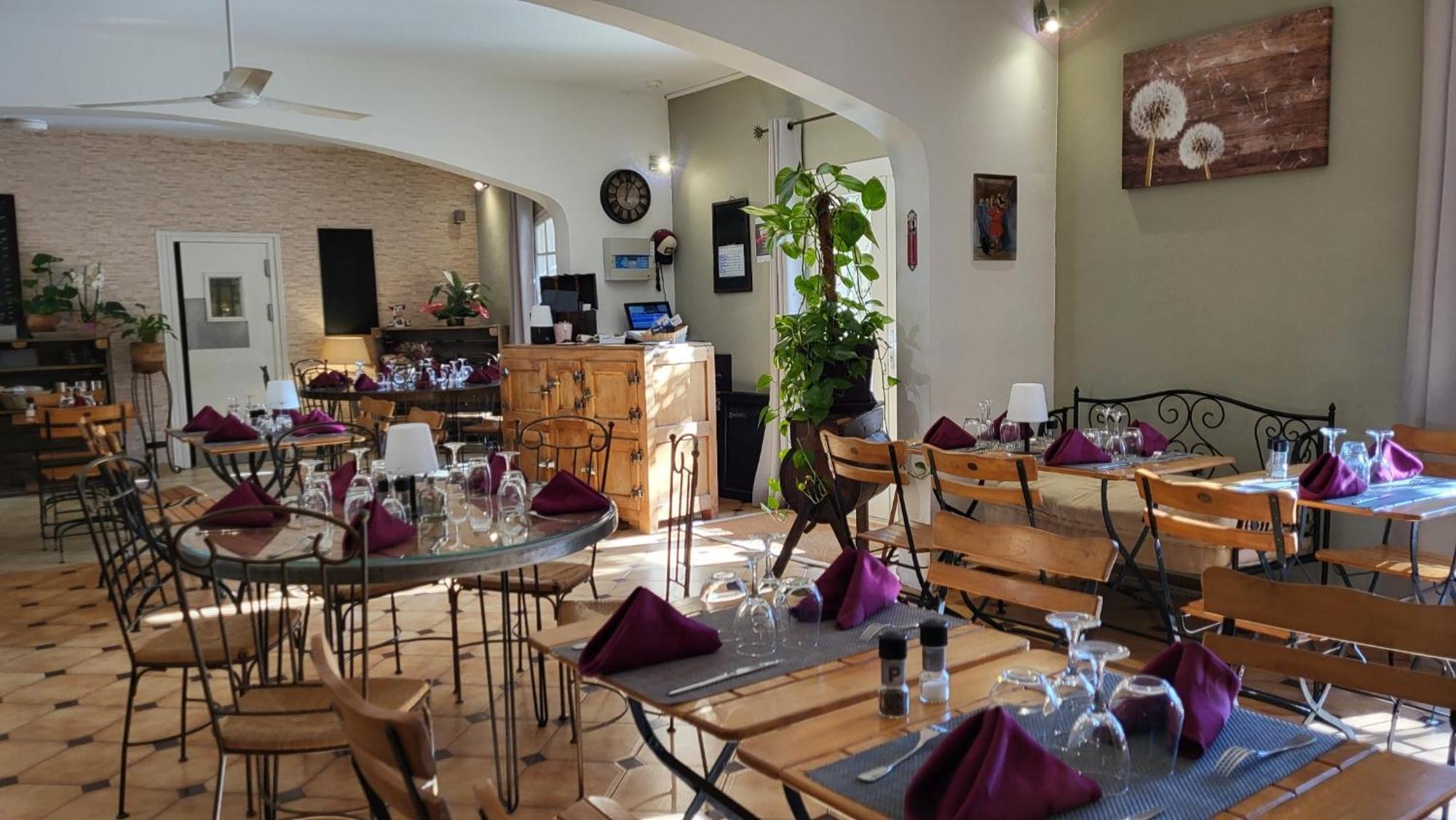 Auberge De La Table Ronde Vinon-sur-Verdon Exteriér fotografie